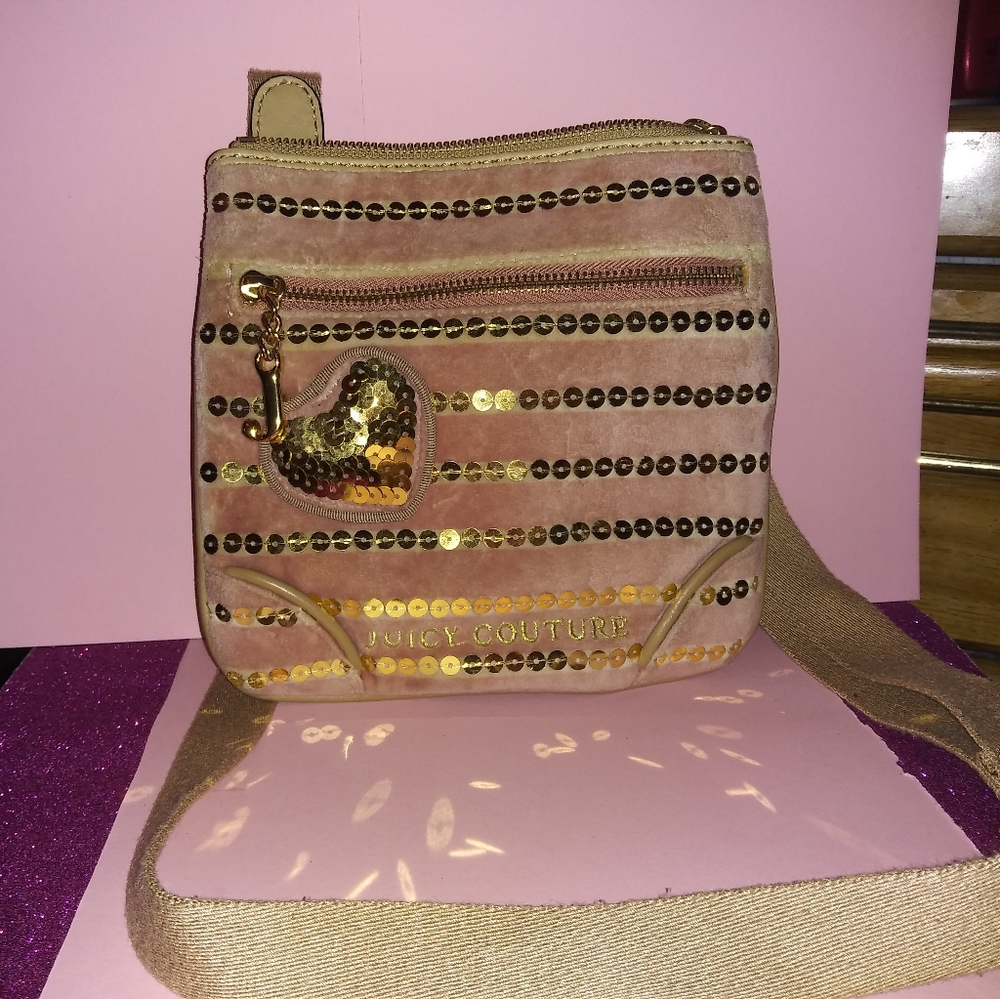 Dusty pink Juicy Couture crossbody purse